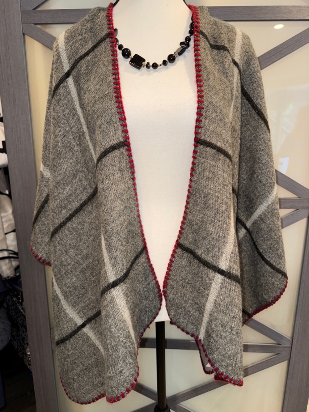 Kate Park Reversible Gray Plaid Open-Front Women's Sweater Cape with Red Trim